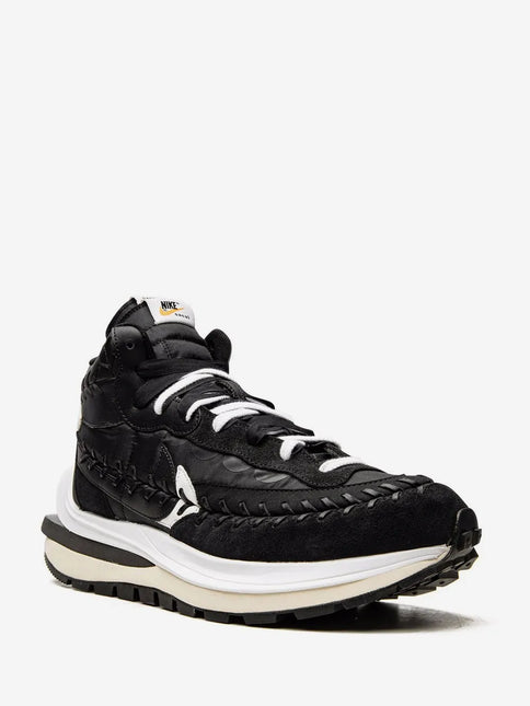 Men's Nike Vapor Waffle x sacai x Jean Paul Gaultier Black White Shoes