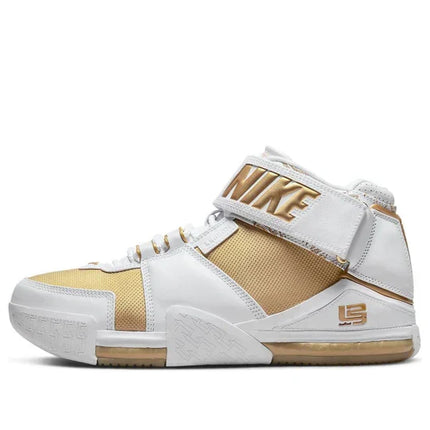 Men's Zoom LeBron 2 Maccabi Shoes
