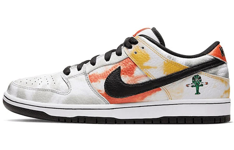 Men's Nike SB Dunk Low Dye Raygun Shoes