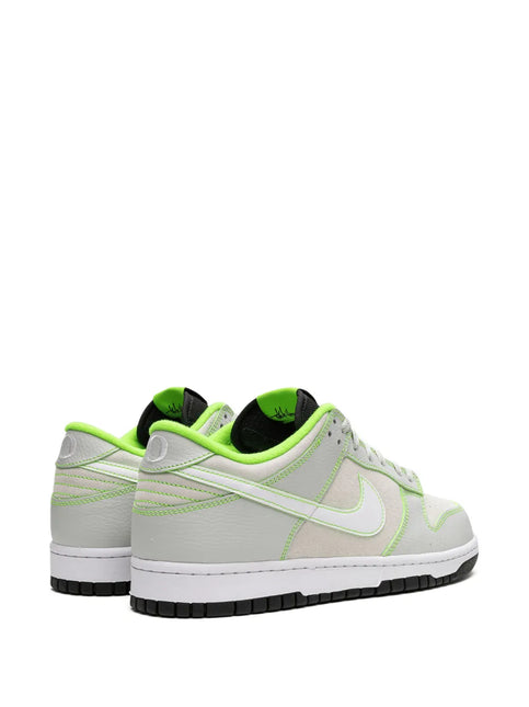 Men's Nike Dunk Low UO P Oregon Shoes
