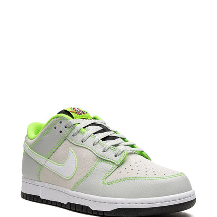 Men's Nike Dunk Low UO P Oregon Shoes