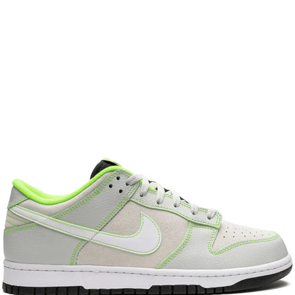 Men's Nike Dunk Low UO P Oregon Shoes
