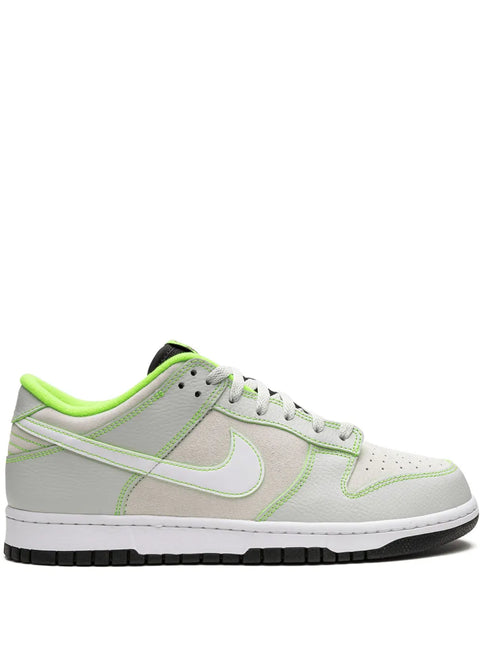 Men's Nike Dunk Low UO P Oregon Shoes