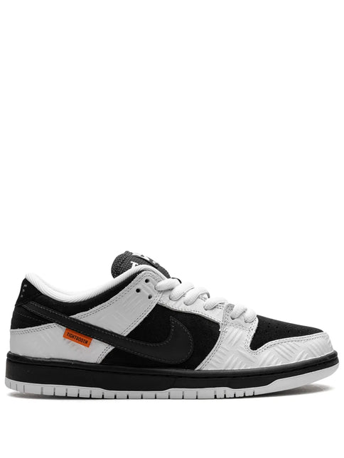 Men's  Nike SB Dunk Low x TIGHTBOOTH Shoes