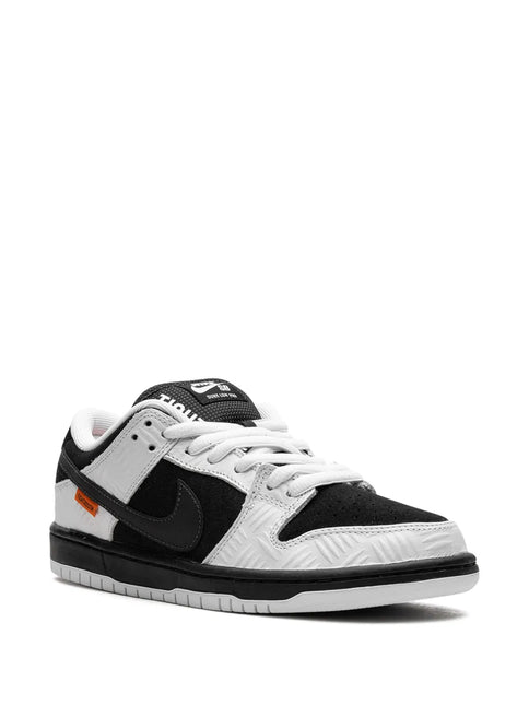 Men's  Nike SB Dunk Low x TIGHTBOOTH Shoes