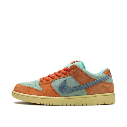 Men's Nike SB Dunk Low Orange Emerald Shoes