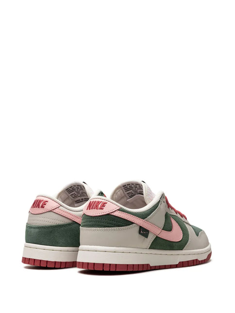 Men's Nike SB Dunk Low All Petals United Shoes