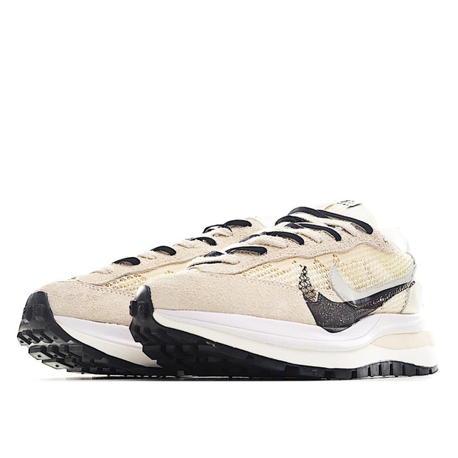 Men's Nike x Sacai Vapor Waffle Beige Shoes