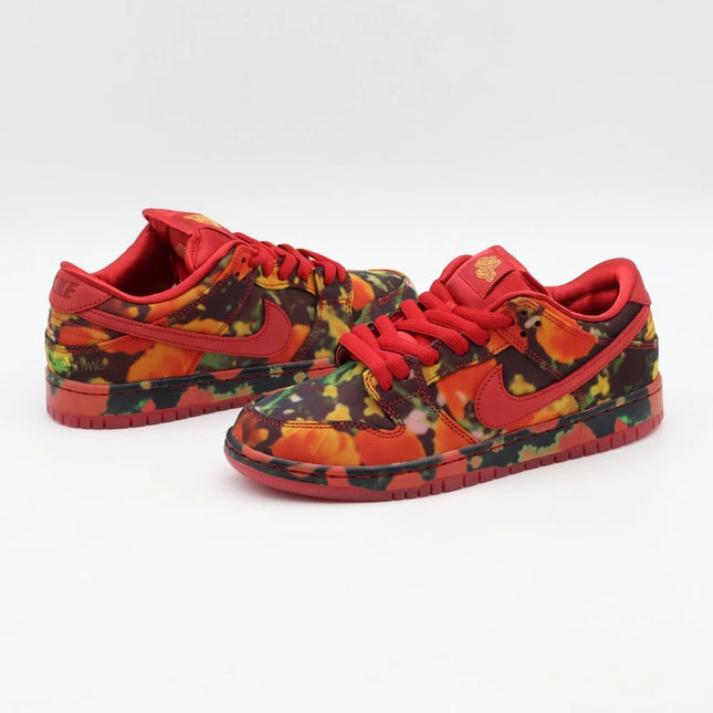 Men's Nike SB Dunk Low The Wizard Of Oz Poppy Field Shoes