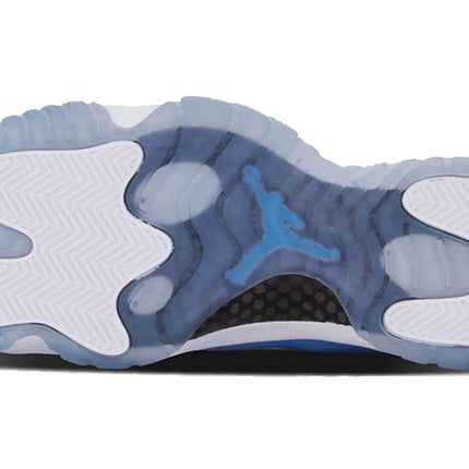 Men's Nike Air Jordan 11 Pantone Shoes