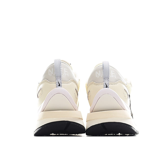 Men's Nike x Sacai Vapor Waffle Beige Shoes