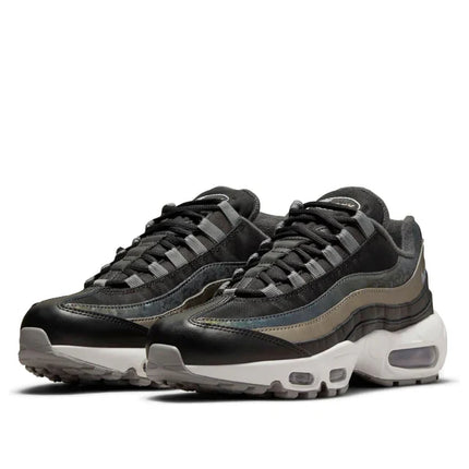 Men's Nike Air Max 95 Reflective Iridescent Camo Shoes