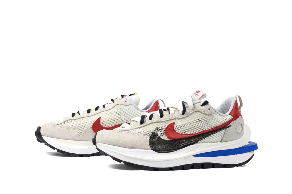 Men's Sacai x VaporWaffle Sail Shoes