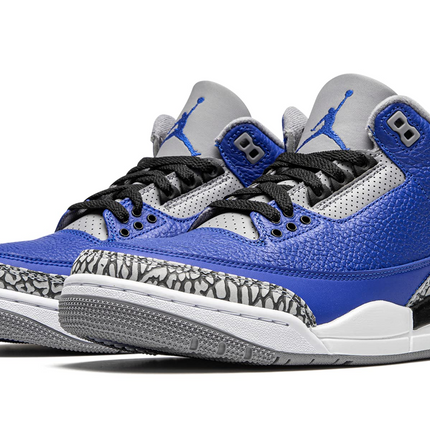 Men's Nike Air Jordan 3 Varsity Royal Cement Shoes