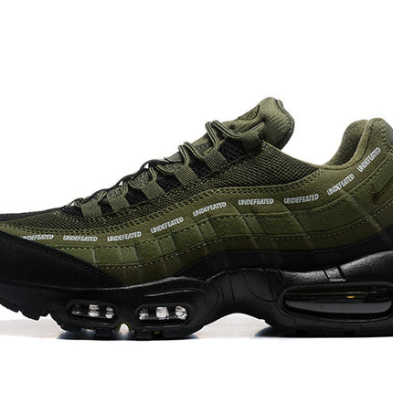 Men's Undefeated x Nike Air Max 95 'Medium Olive' Shoes