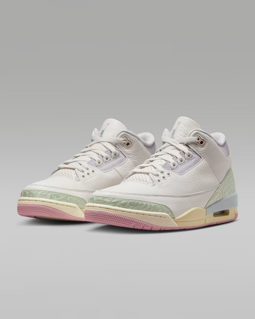 Men's Nike Air Jordan 3 Sail and Jade Aura Shoes