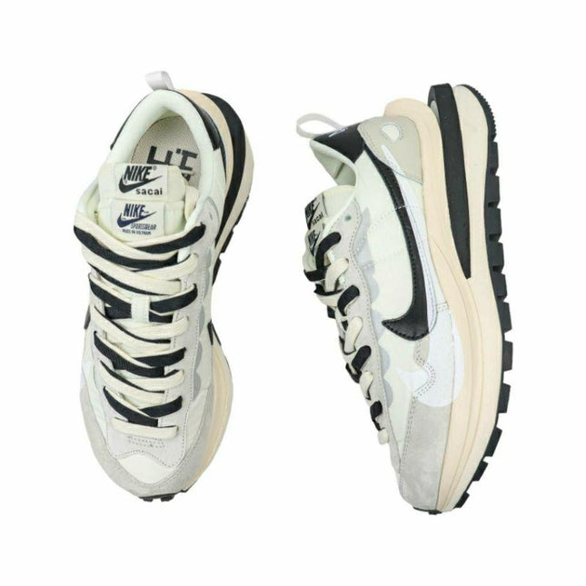 Men's Nike Vaporwaffle x Sacai Black Swoosh Shoes