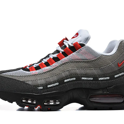 Men's UNDEFEATED x Nike Air Max 95 Fire Red Tokyo Bright Crimson  Shoes
