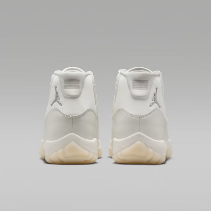 Men's Nike Air Jordan 11 Pearl Shoes