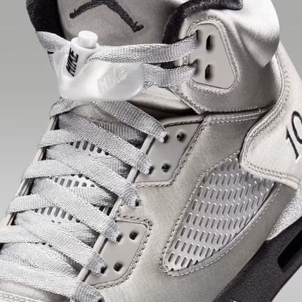 Men's Nike Air Jordan 5 Retro Wings Shoes