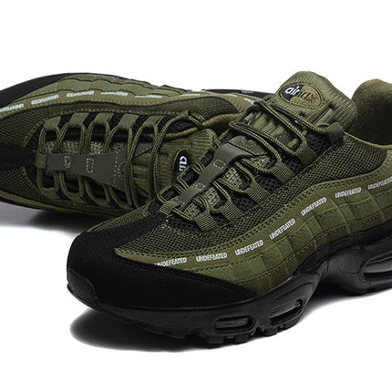 Men's Undefeated x Nike Air Max 95 'Medium Olive' Shoes