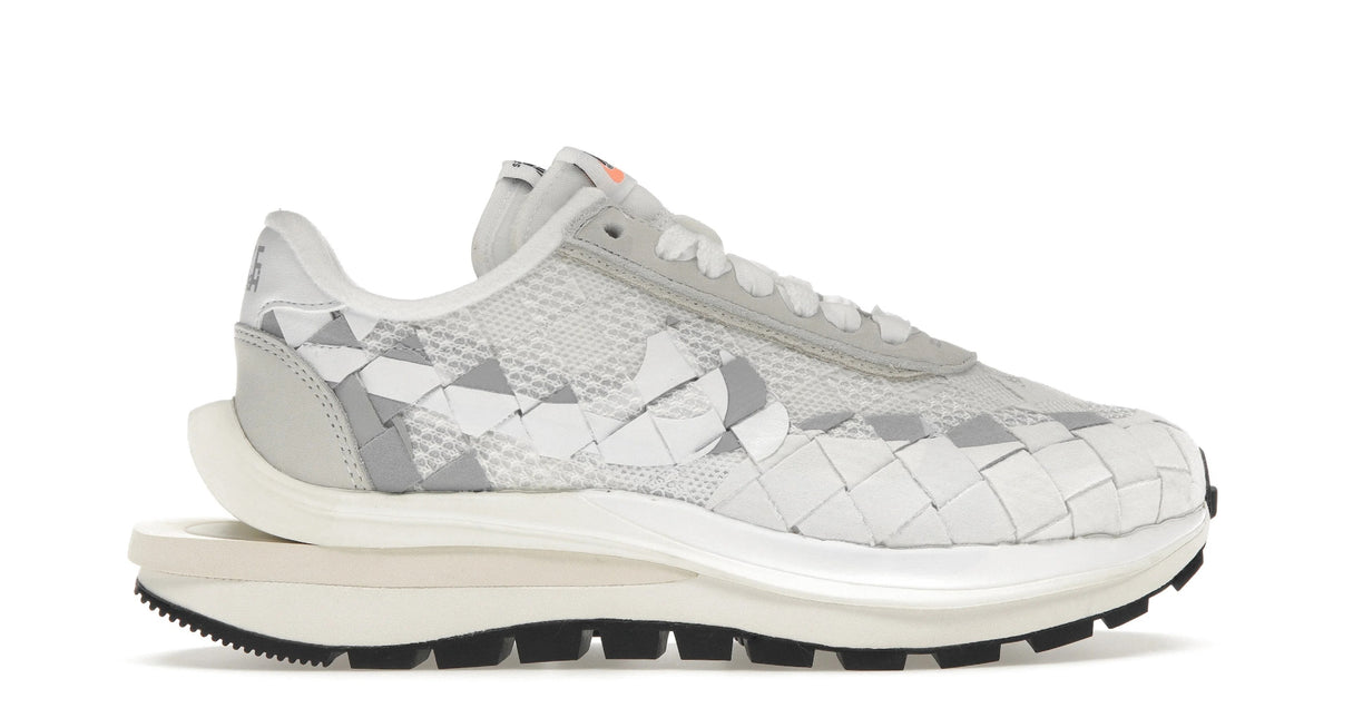 Men's Nike Vapor Waffle Woven x sacai x Jean Paul Gaultier White  Shoes