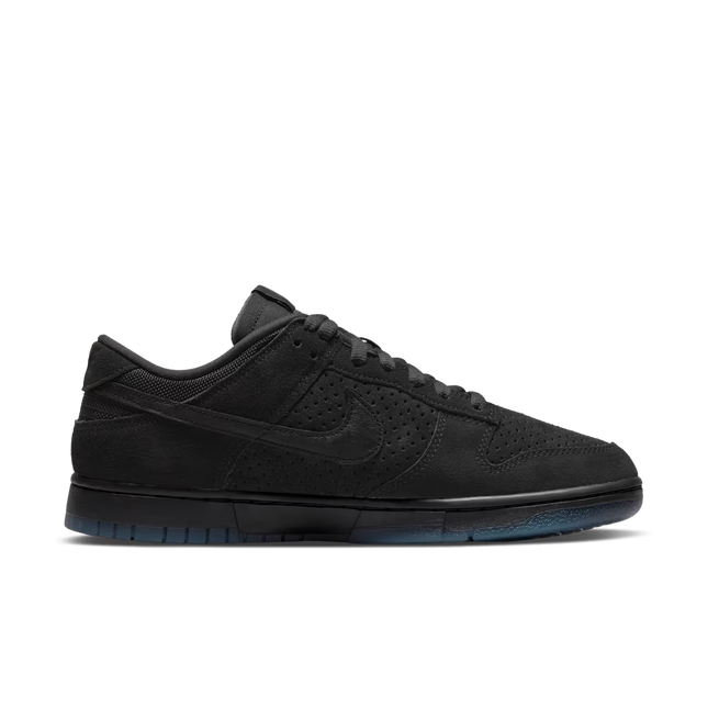 Men's Nike Dunk Low x UNDEFEATED 5 On It Shoes