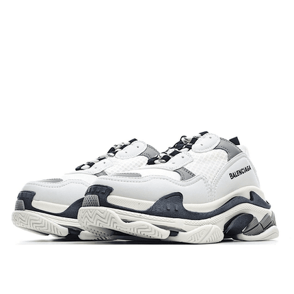 Men's Balenciaga Triple S Sneaker Shoes V18