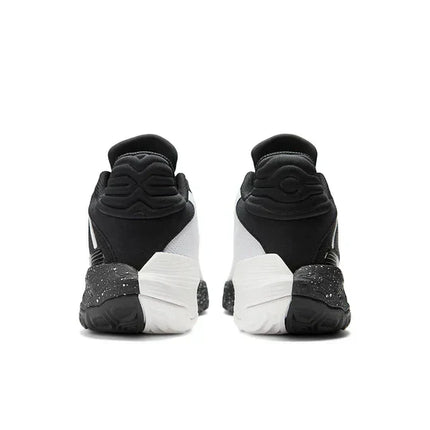 Men's New Balance Two WXY V4 Black White Shoes