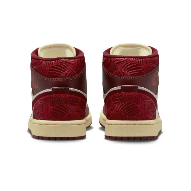 Men's Nike Air Jordan 1 High Tiki Leaf Team Red Shoes