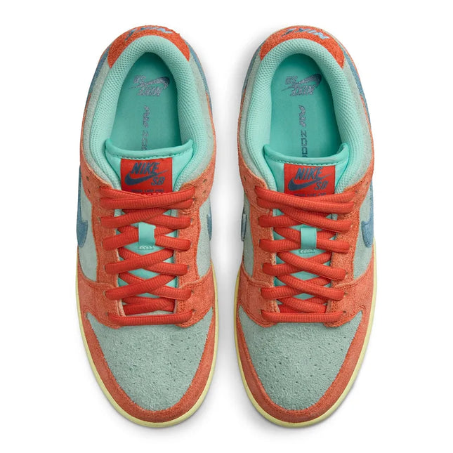 Men's Nike SB Dunk Low Orange Emerald Shoes