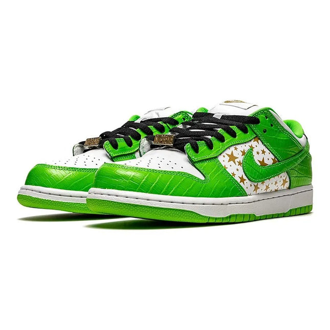 Men's  Supreme x Nike SB Dunk Low OG QS Gold Stars Shoes