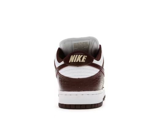 Men's Nike SB Dunk Low x Supreme Stars Brown Shoes