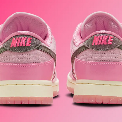Men's Nike Dunk Low Barbie Shoes
