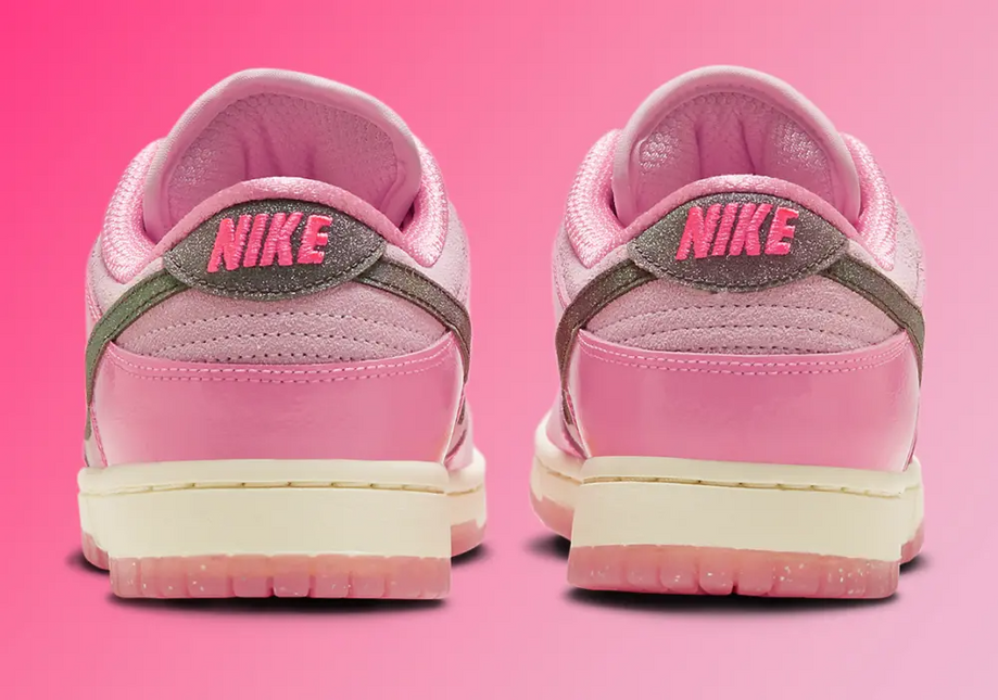 Men's Nike Dunk Low Barbie Shoes