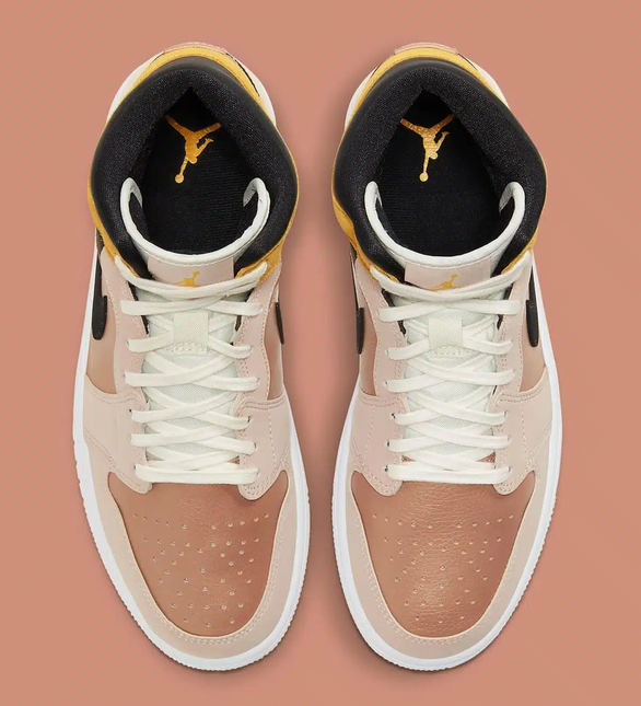 Men's Nike Air Jordan 1 High Particle Beige Shoes