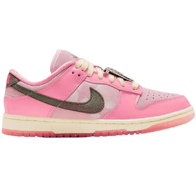 Men's Nike Dunk Low Barbie Shoes