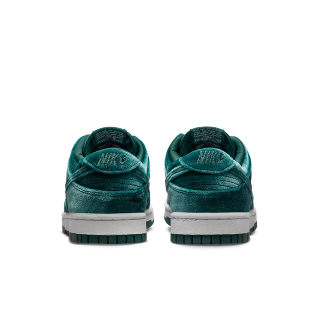 Men's Nike Dunk Low Atomic Teal  Shoes