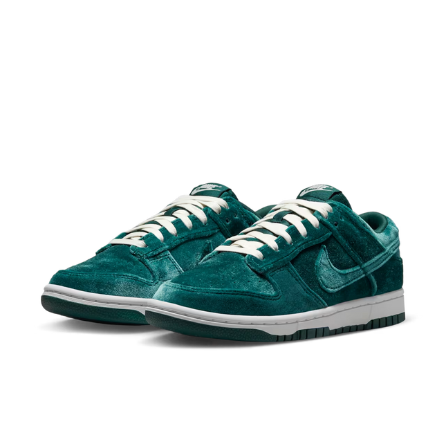 Men's Nike Dunk Low Atomic Teal  Shoes