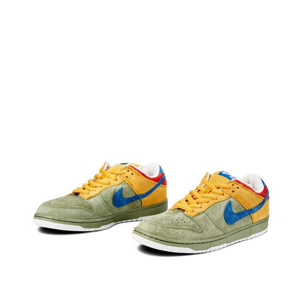 Men's Nike SB Dunk Low Puff N Stuff Shoes